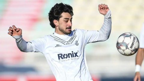 ستاره ملوان در دوراهی پرسپولیس و استقلال