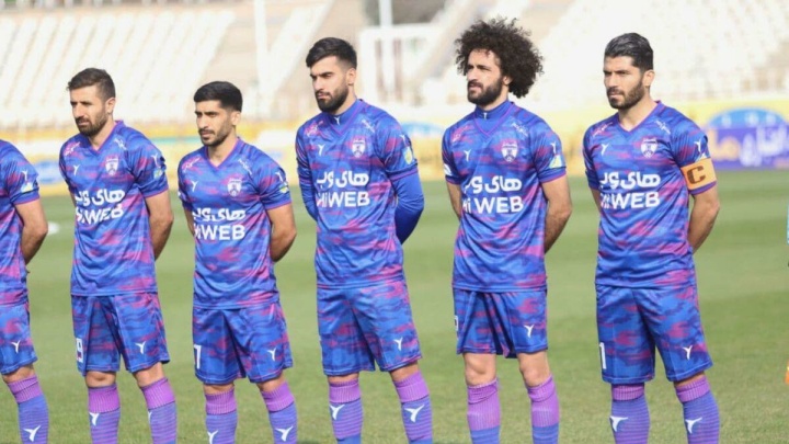 هوادار در سراشیبی سقوط