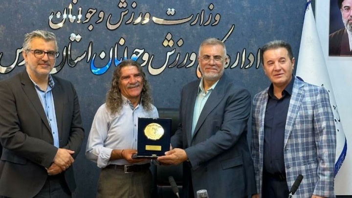 تجلیل از پیشکسوتان و فعالان اسکی فارس