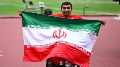 بندری با شکستن رکورد،طلای پرتاب نیزه پاراآسیایی را گرفت