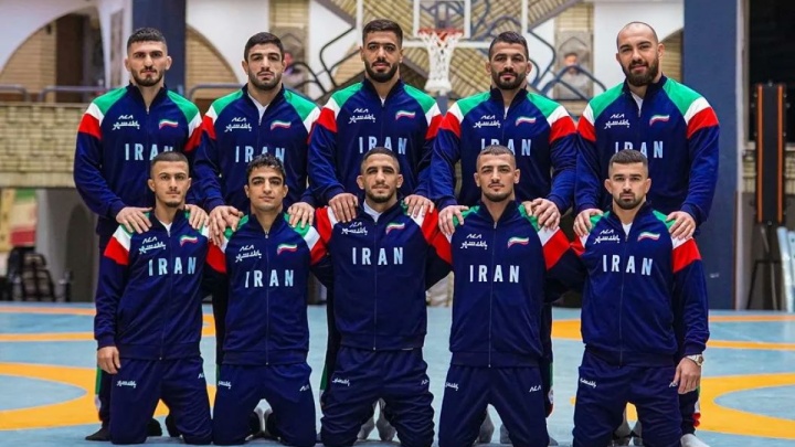 شیرهای ایران به دنبال طلا