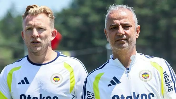 گلزن لیورپولی، جانشین سرمربی سابق پرسپولیس